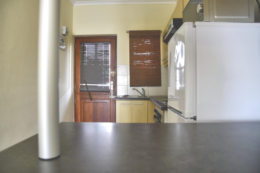 To Let 2 Bedroom Property for Rent in Dennesig Western Cape